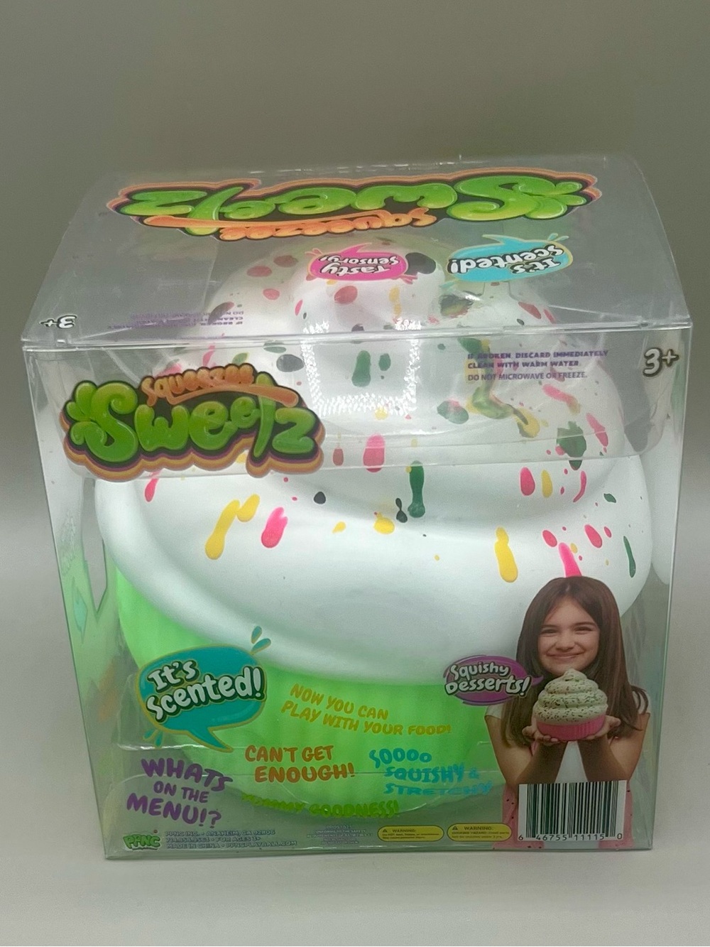 PPNC Squeezee Sweetz Green Scented Cupcake Squishy with Multicolor Sprinkles NEW